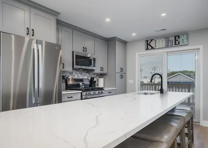 Hébergement de vacances Harbor Clubhouse Modern Waterfront With Hot Tub And Pet Friendly *