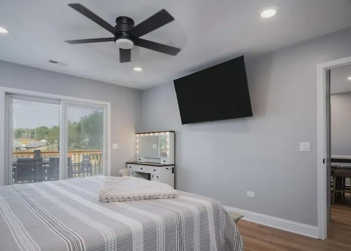 Harbor Clubhouse Modern Waterfront With Hot Tub And Pet Friendly *